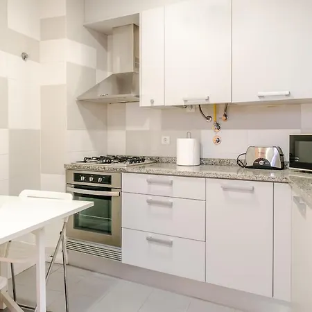 Next To The Cathedral Church Of Se *